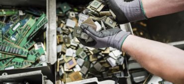 Electronic Components And Recycling of E-waste